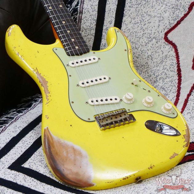 Fender Custom Shop 1961 Stratocaster Heavy Relic Graffiti Yellow - wildwest-guitar.com - Image 3