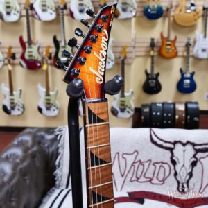Jackson Custom Shop Kelly Flame Maple Top Ash Body Roasted Maple Neck and Fingerboard TOM Birdge 3-Tone Sunburst 8.20 lbs - Image 6